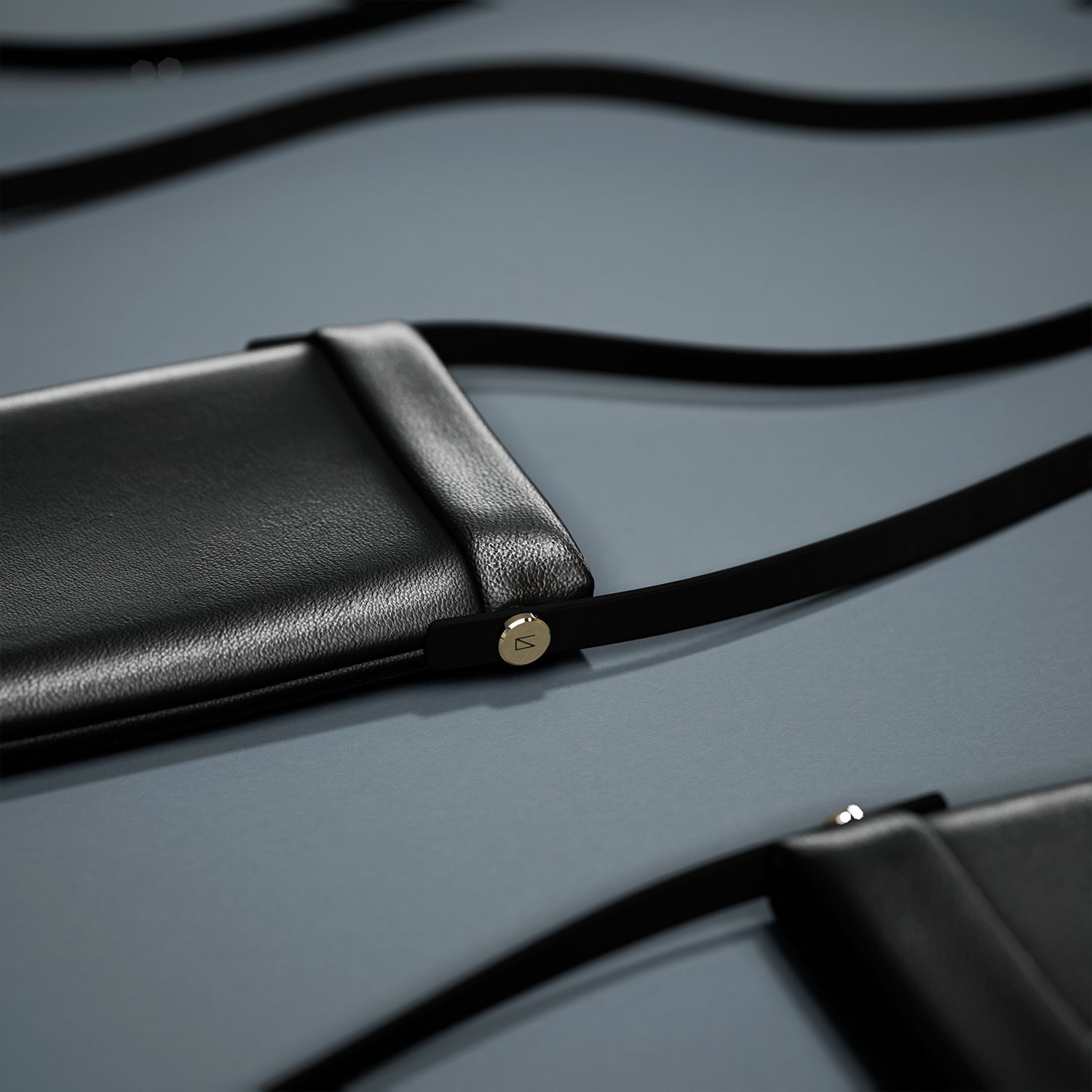 Pera Pouch - Solar Shadow